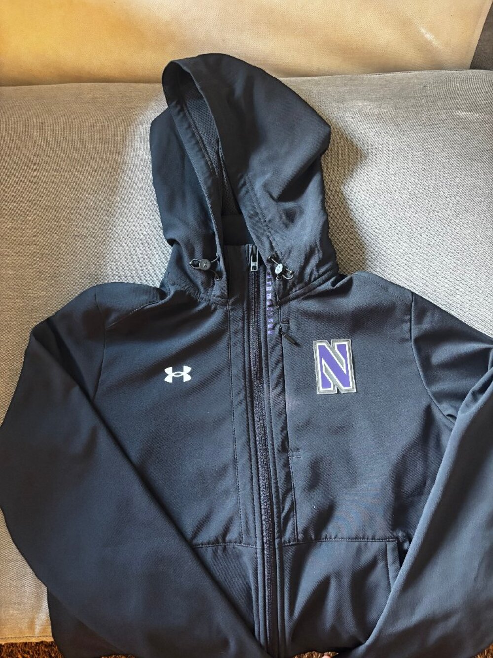 Women's Under Armour Jacket with Northwestern Emblem